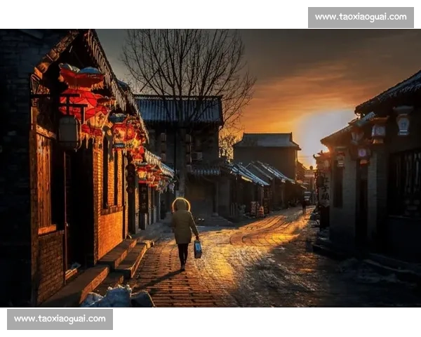 深夜巡街的打更人守护古城安宁揭开被遗忘的尘封往事