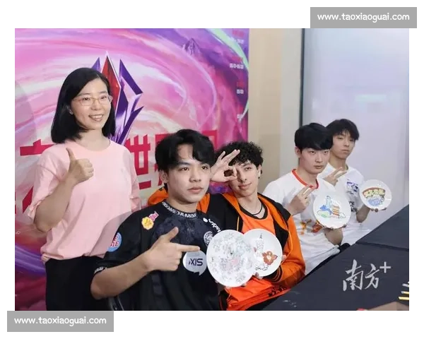 某知名主播加盟电竞俱乐部,跨界合作引爆话题! 某知名主播加盟电竞俱乐部,跨界合作引爆话题!